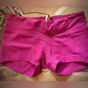 Lucy Boy Shorts / NWOT / XS / Zipper pocket/ Drawstring